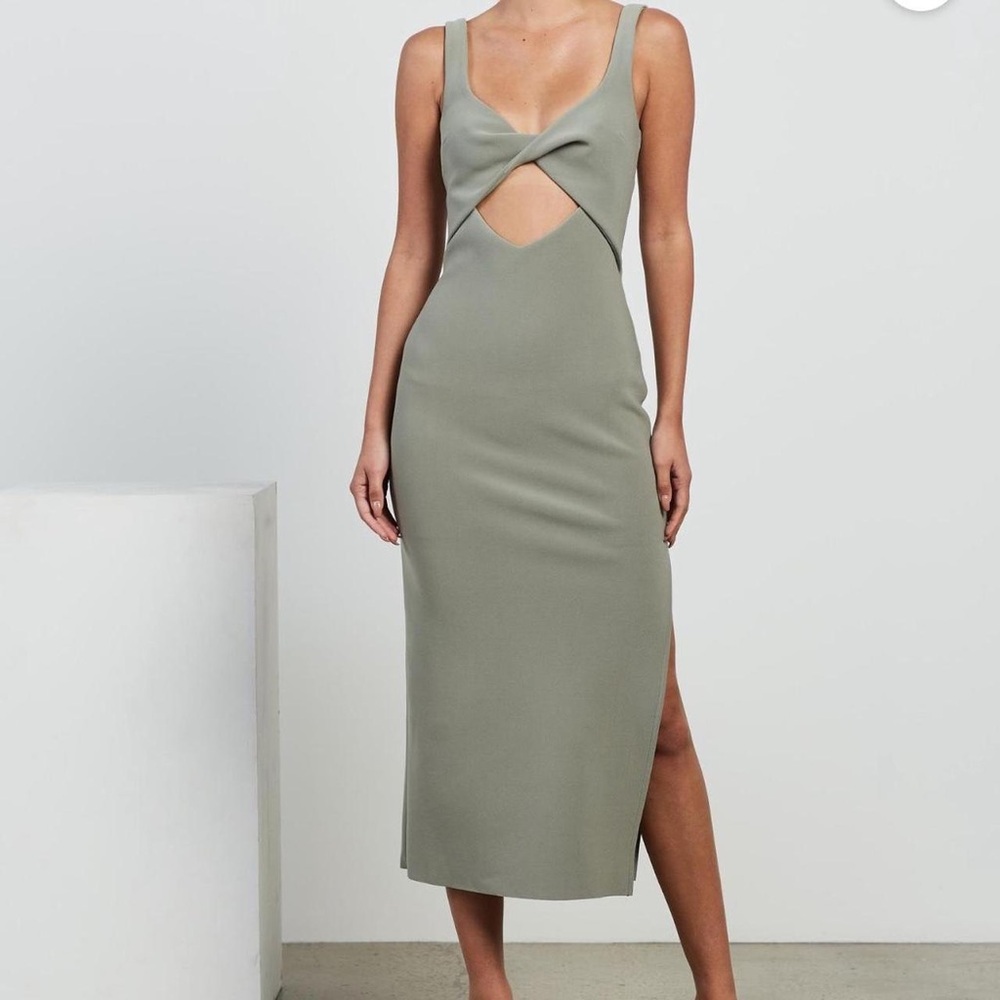 Bec & bridge save Olive Green stretch midi Dress size 4 small NWT